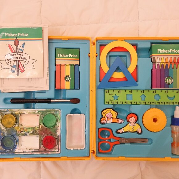 Fisher Price Kids Arts and Crafts Vintage 1980s Throwback Yellow Carry Case Kit - Picture 1 of 5